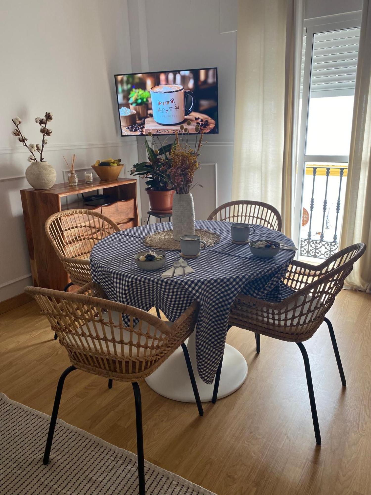 El Carabinero Wifi Ac Solo Familias Y Parejas Mayores De 30 Anos Appartement Conil De La Frontera